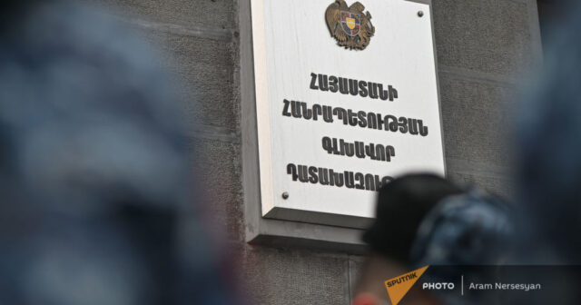 Ermənistanda seçki şousu: Onların barəsində cinayət işi açıldı