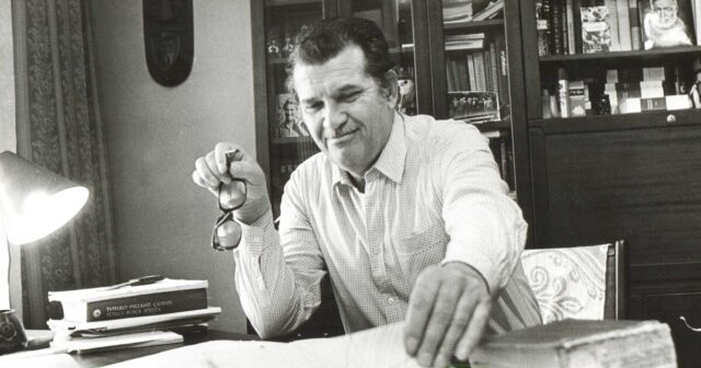 21 fevral – Akademik Ziya Bünyadovun MÜƏMMALI QƏTLİ