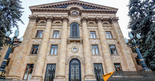 Bu gün Ermənistanda yeni çağırış parlamentin ilk iclası keçiriləcək