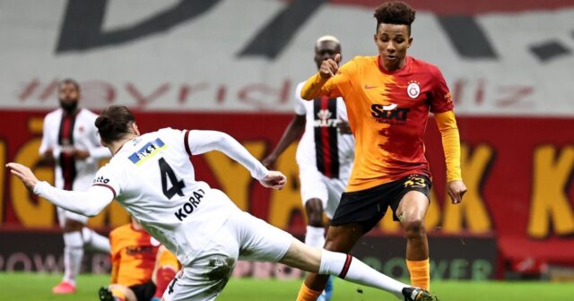 “Qalatasaray” 100 milyon avroluq futbolçunu İstanbula gətirdi