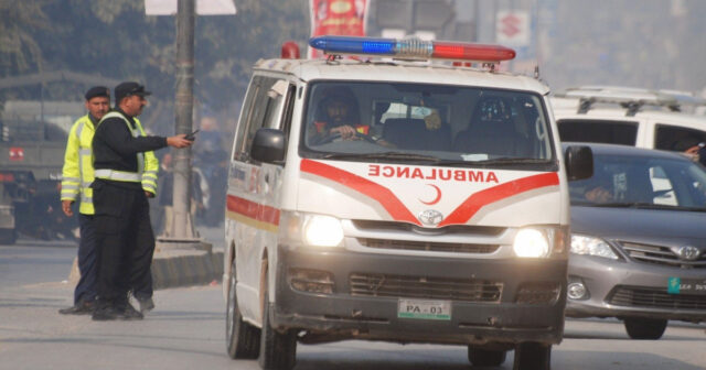 Pakistanda bomba hücumu: Ölənlər var