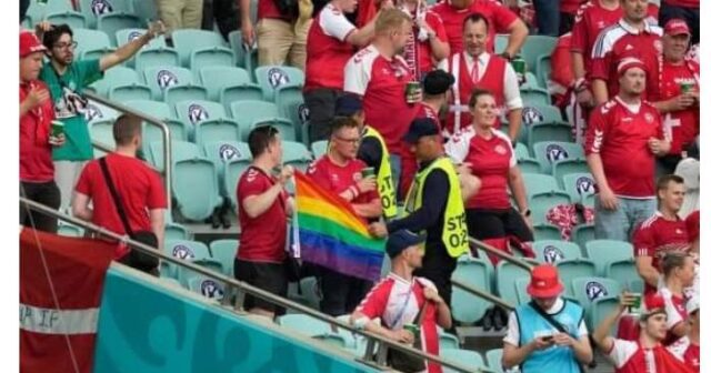 Bakıda LGBT bayrağı dalğalandırıldı – FOTO