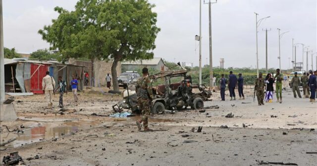 Somalinin paytaxtında güclü partlayış olub, ölənlər var
