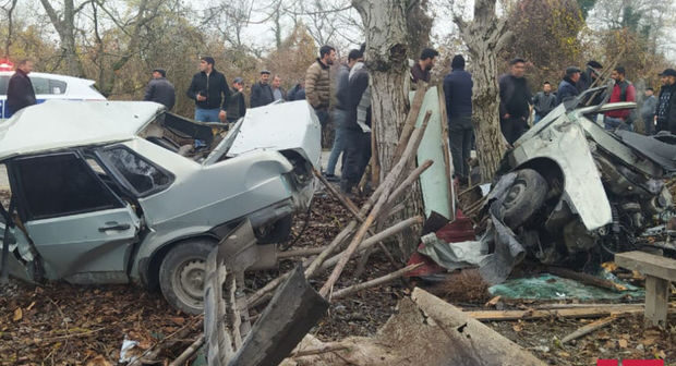 Oğuzda maşın ağaca çırpıldı: Sürücü öldü – FOTO