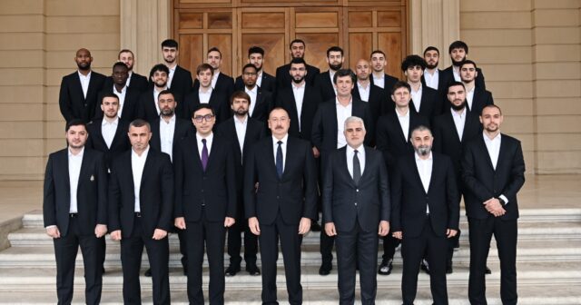 Prezident “Qarabağ”ın futbolçularını qəbul etdi