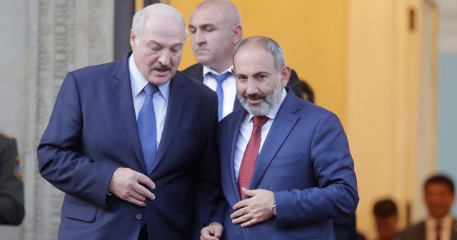İrəvana BÖYÜK ZƏRBƏ: Lukaşenko Azərbaycana qahmar çıxdı