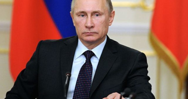 Putin: Beynəlxalq ticarət böhran içindədi