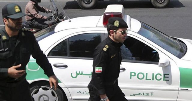 İranda daha 2 polis öldürülüb