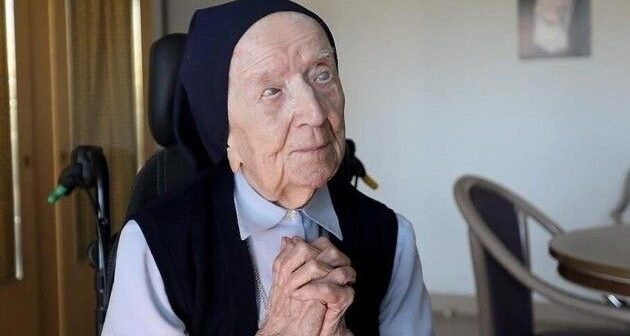 Dünyanın ən yaşlı sakini öldü – FOTO