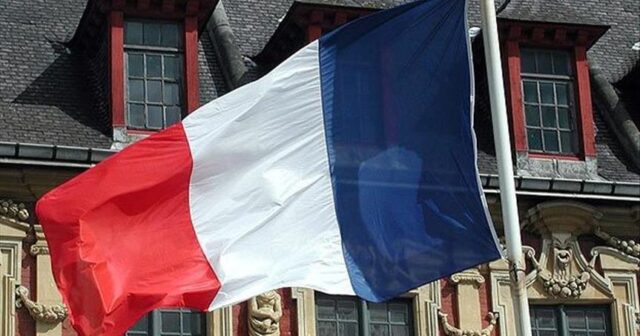 Fransa vətəndaşlarını İrana getməməyə çağırıb