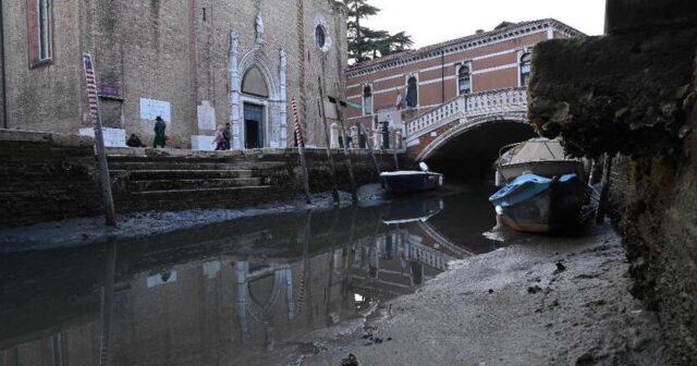 İtaliyada quraqlıq xəbərdarlığı: Venesiyada kanallar qurudu