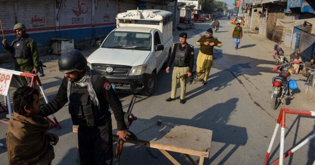 Pakistanda terror: Ölənlər və yaralananlar var