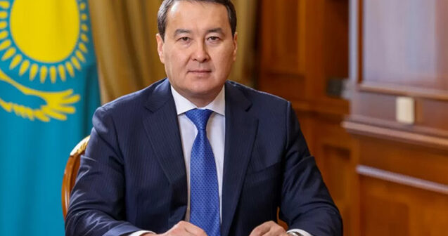 Qazaxıstan hökuməti istefaya göndərildi