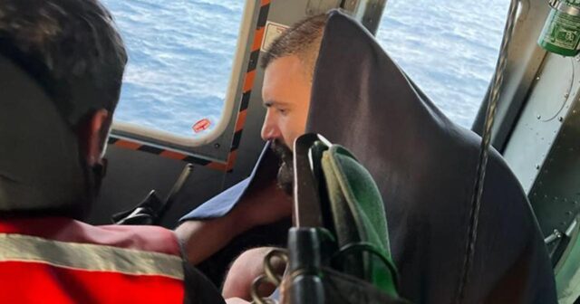 Antalyada gəmi batdı: 5 nəfər xilas edilib