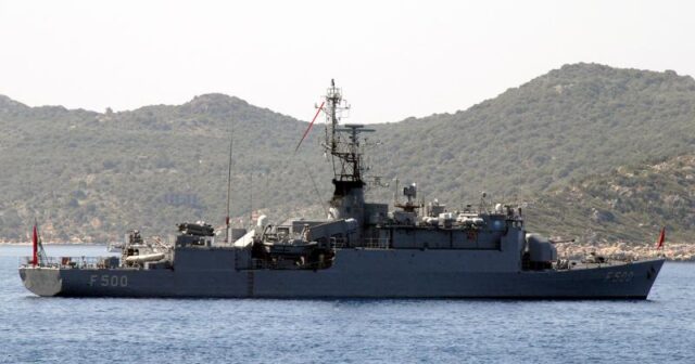 Türk hərbi gəmiləri KKTC limanlarını ziyarət edəcək