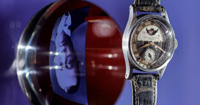 Çində “Son İmperator”un qol saatı 5,1 milyon dollara satıldı