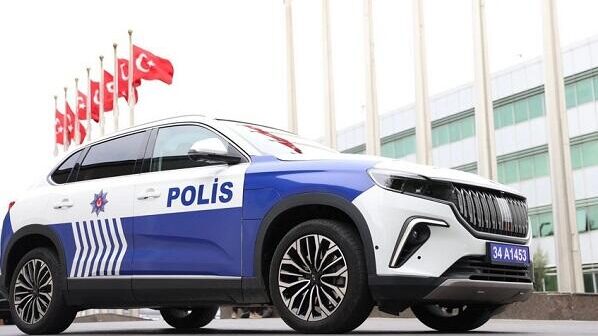 Türkiyə polisinə “Togg” verildi