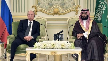 Putin Bin Salmanla telefon danışığı apardı