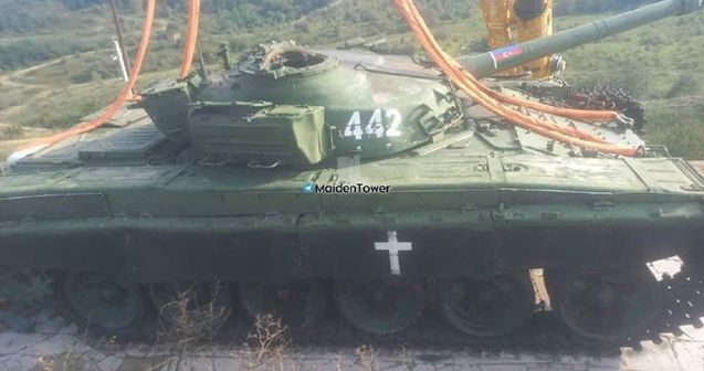 Şuşanın girişinə qoyulan tank götürüldü – FOTO