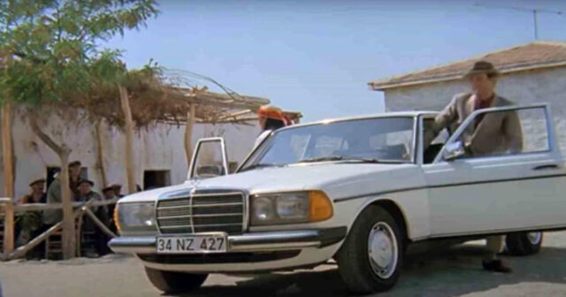 Kemal Sunalın 1984 model Mercedes markalı avtomobili satışa çıxarılıb