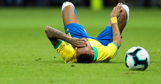 Ağır zədələnən Neymar 9 ay futbol oynaya bilməyəcək