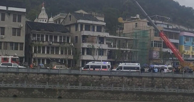 Çinin şərqində yaşayış binasının uçması nəticəsində 4 nəfər ölüb