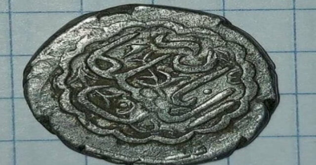 Gəncə xanlığı dövründə buraxılmış gümüş pulu 15 milyona satan kimdir? – FOTO
