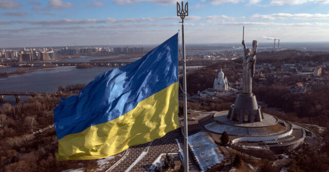 Ukrayna noyabrda altı ay ərzində minimum xarici maliyyə vəsaiti alıb