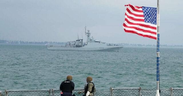 ABŞ-ın USS Laboon esminesi Yaxın Şərqə hərəkət edib