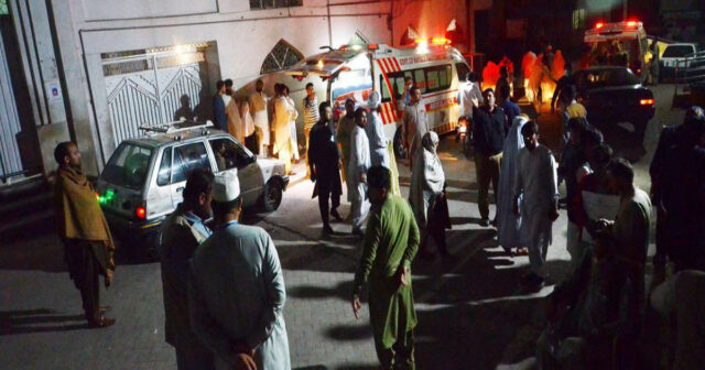 Pakistanda sərnişin avtobusuna silahlı hücum – Ölənlər var