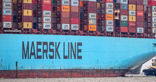Qırmızı dənizdəki Maersk gəmisi yenidən husilərin hücumuna məruz qalıb