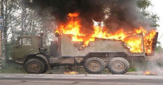 Sülhməramlılara məxsus “Kamaz” yandı – Xəsarət alan var