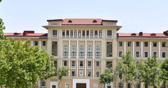 İkili diplom seçimi qaydası təsdiqləndi