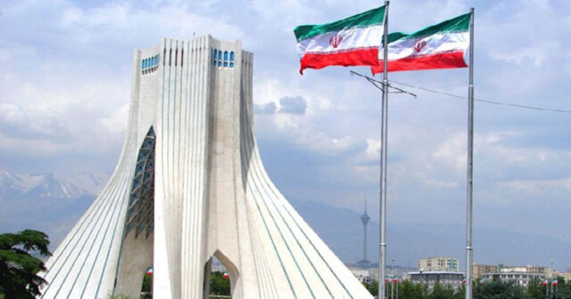 İran quru sərhədlərini bağlayır