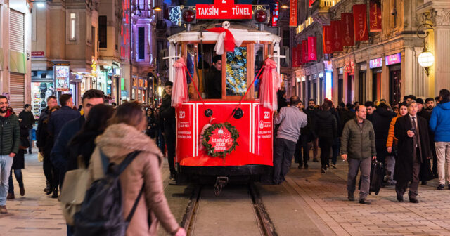 Türkiyə ödəniş probleminə görə rus turistlərini itirə bilər