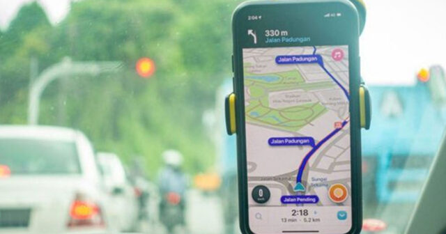 “Waze” naviqator proqramı sürücüləri aldadır? – VİDEO