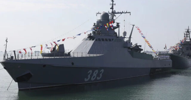 Ukrayna Qara dənizdə Rusiyanın patrul gəmisini vurub