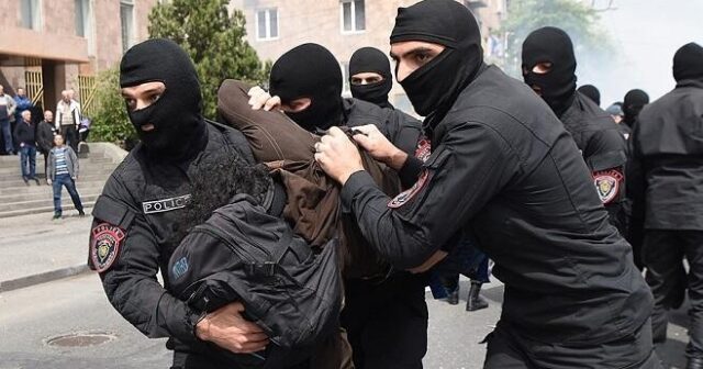 Ermənistanda polis zorakılığı artır – Freedom House