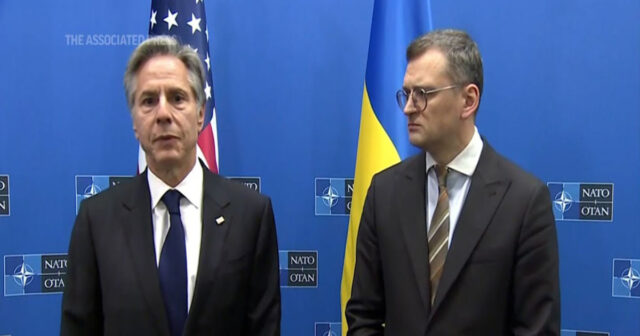 KİV: Blinken Kulebanı Ukraynanın NATO-ya üzvlüyü barədə danışarkən aldadıb