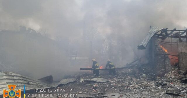 Rusiya Dneprdə yaşayış binasını vurdu – Yaralılar var