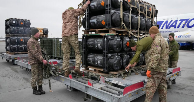 Ukraynaya yeni hərbi yardım paketi – 617 milyon dollar…