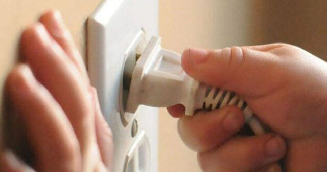 Faciə: azyaşlını cərəyan vurub öldürdü – DETALLAR Faciə: azyaşlını cərəyan vurub öldürdü – DETALLAR