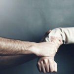 Bakıda arvadına 3 şillə vuran kişi cərimələndi