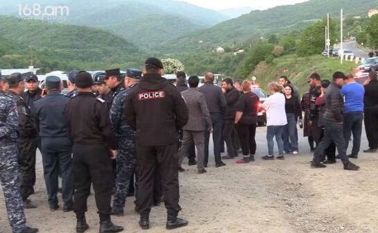 Azərbaycanla sərhədə əlavə polis qüvvələri gətirildi