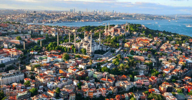 Türkiyə rus turistlərini itirmək qorxusunu açıqlayıb
