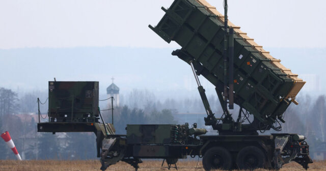 Norveç Ukraynanın hava hücumundan müdafiə sisteminin gücləndirilməsini maliyyələşdirəcək