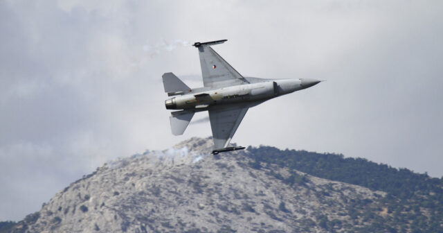 Belçika Ukraynaya F-16 qırıcıları üçün silah-sursat verəcək