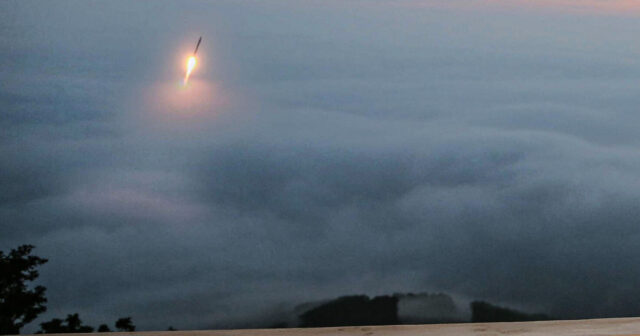 Şimali Koreya yeni tipli ballistik raketi sınaqdan keçirib