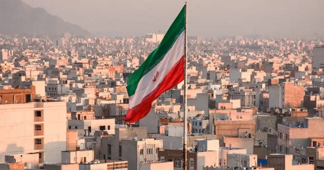 İranda dövlət qurumlarının faəliyyəti dayandırılır