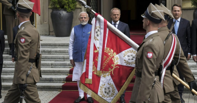 Donald Tusk: Hindistan Ukraynada sülhün bərpasında rol oynaya bilər